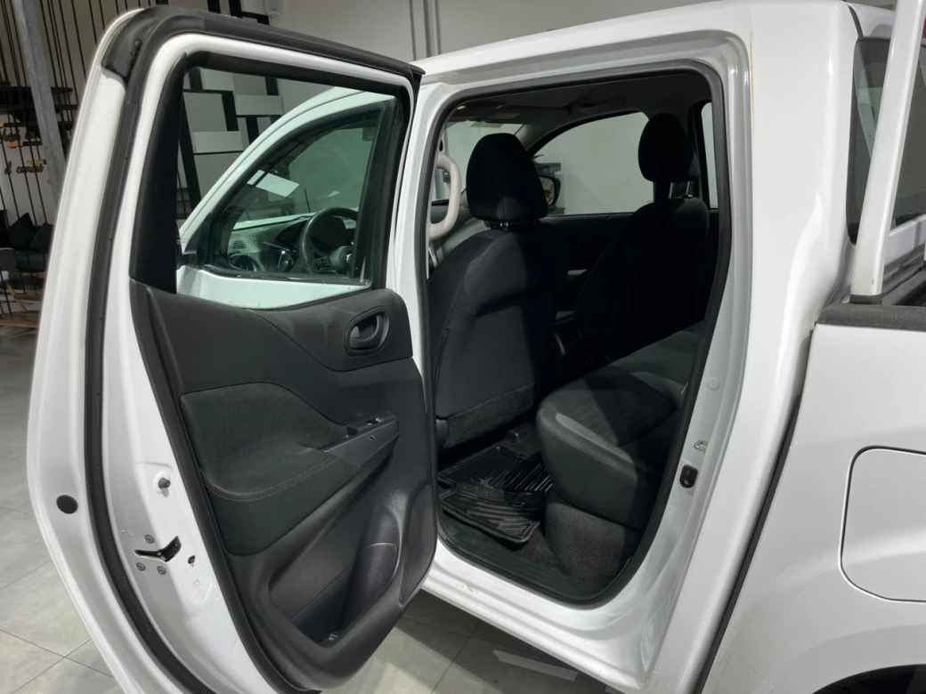 imagen 0 de vehiculo con id 2128